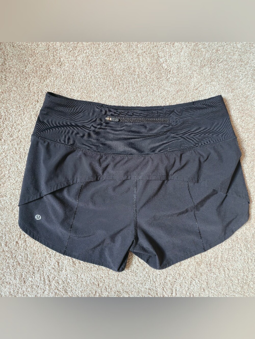 Lululemon Speed Up Shorts Size 8 Black
